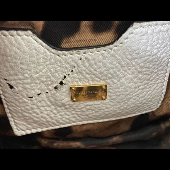 Dolce and Gabbana softbag. White Color. Small - Picture 4 of 11